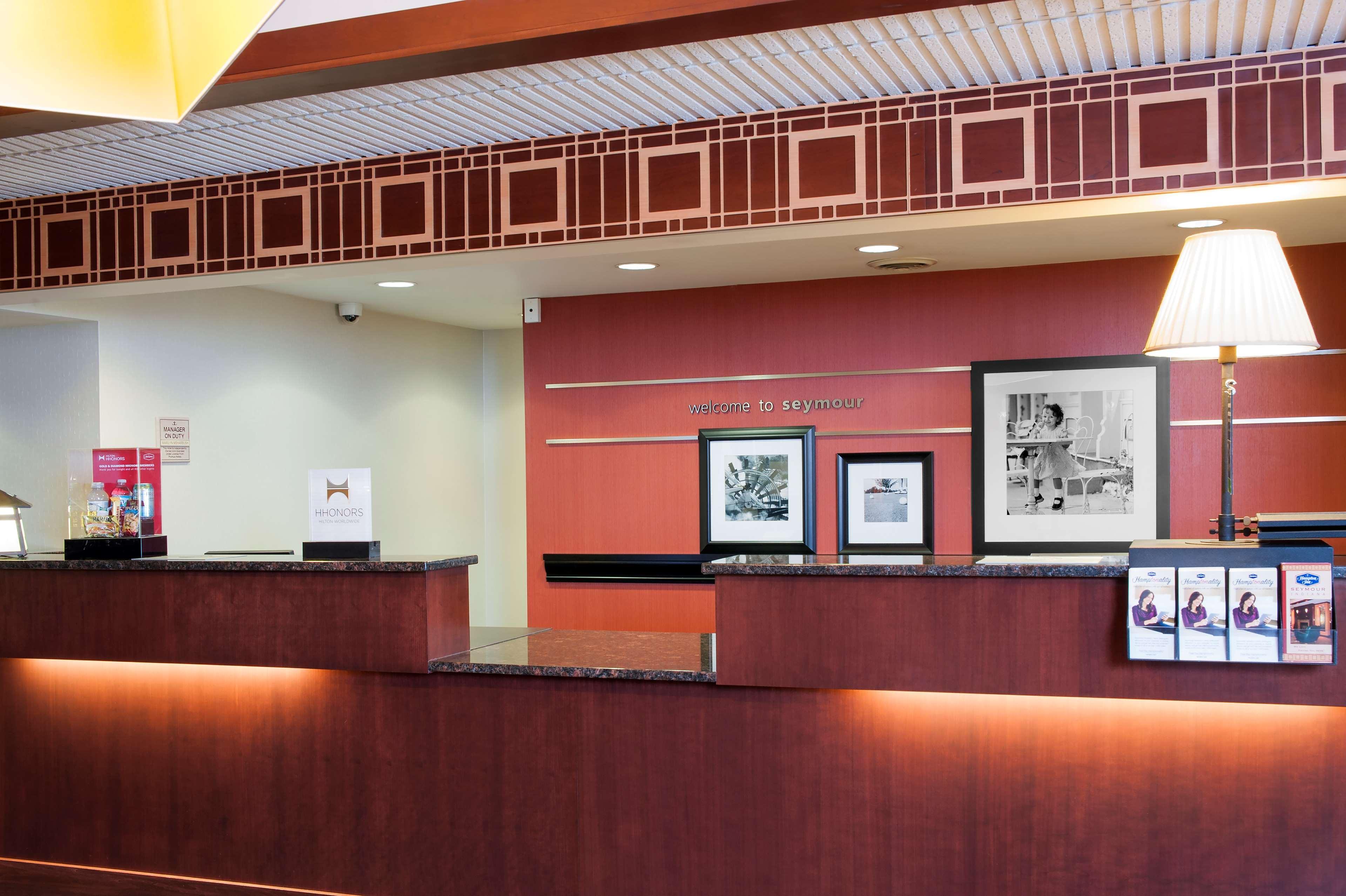 Hampton Inn Seymour Ngoại thất bức ảnh