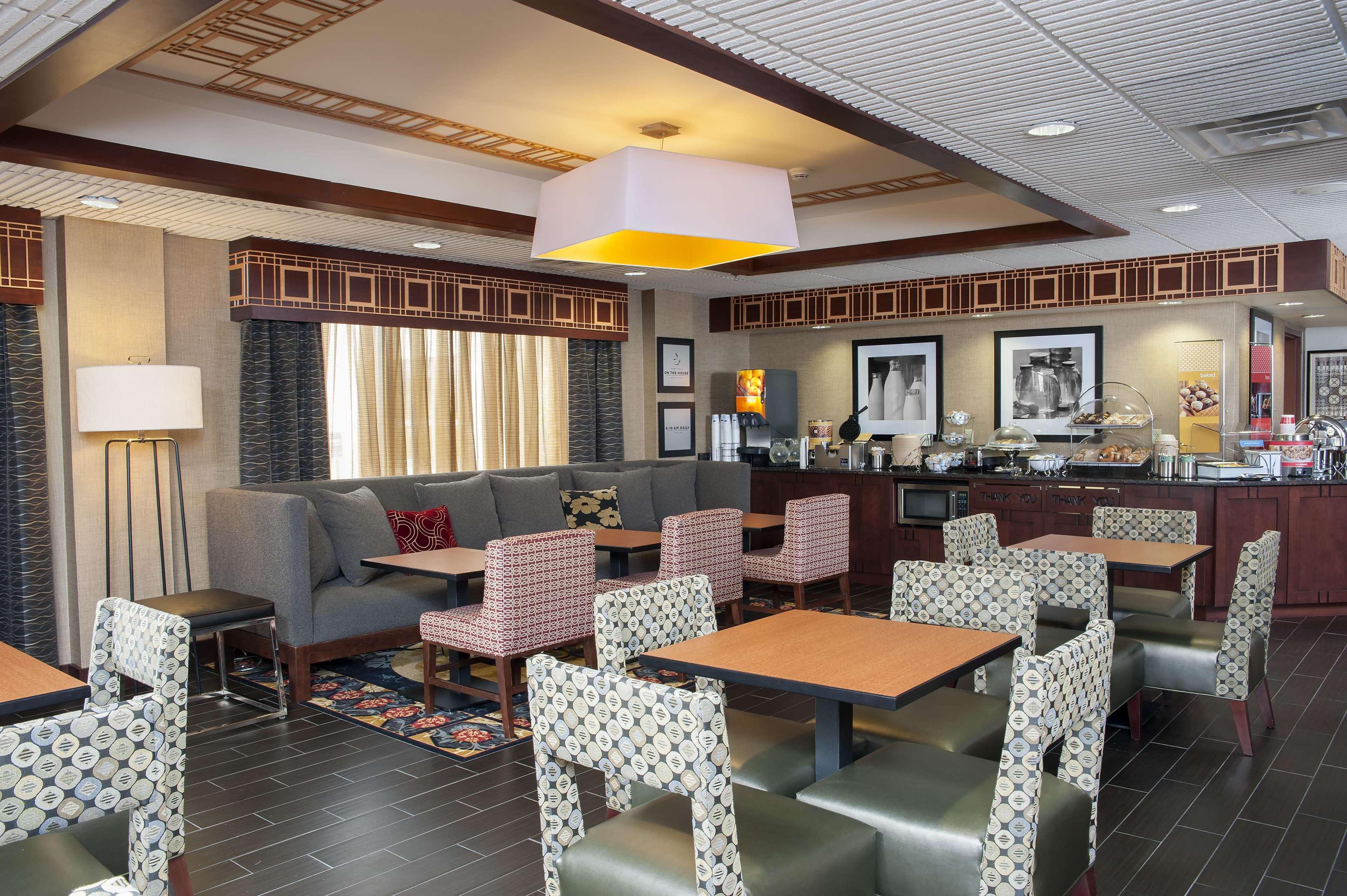 Hampton Inn Seymour Ngoại thất bức ảnh